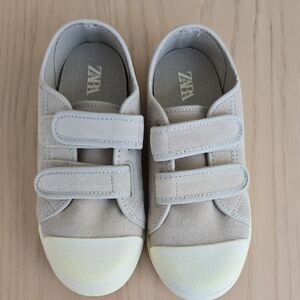 Zara Kids Tan Sneakers Size 30 New
